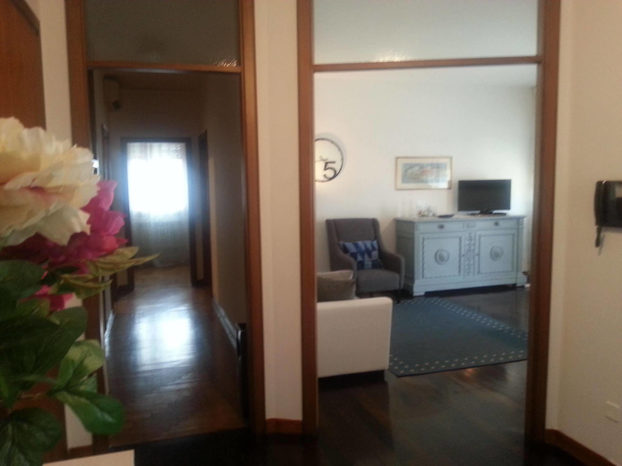 פאדובה Appartamento Con 2 Camere E Garage Privato! מראה חיצוני תמונה