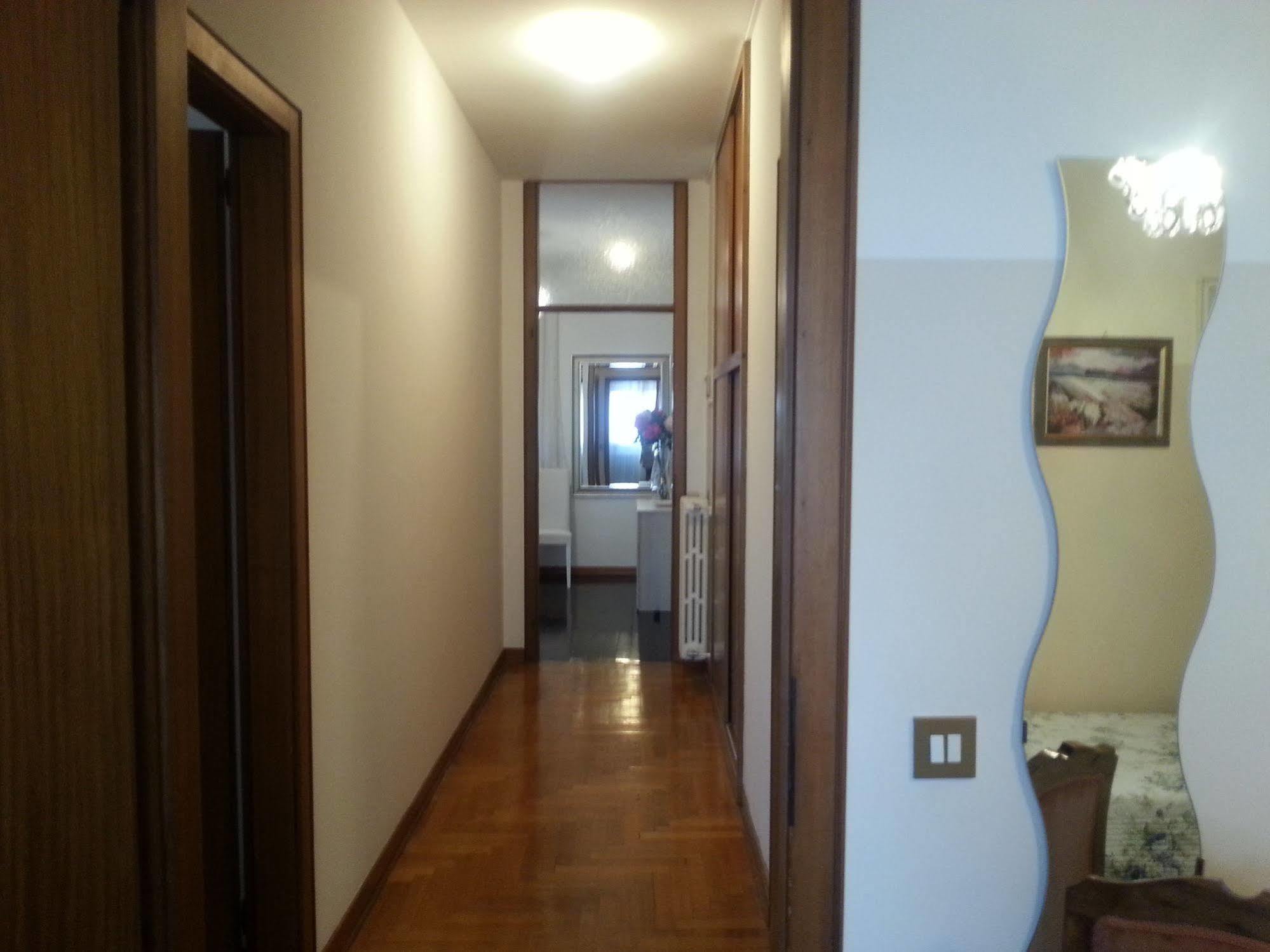 פאדובה Appartamento Con 2 Camere E Garage Privato! מראה חיצוני תמונה